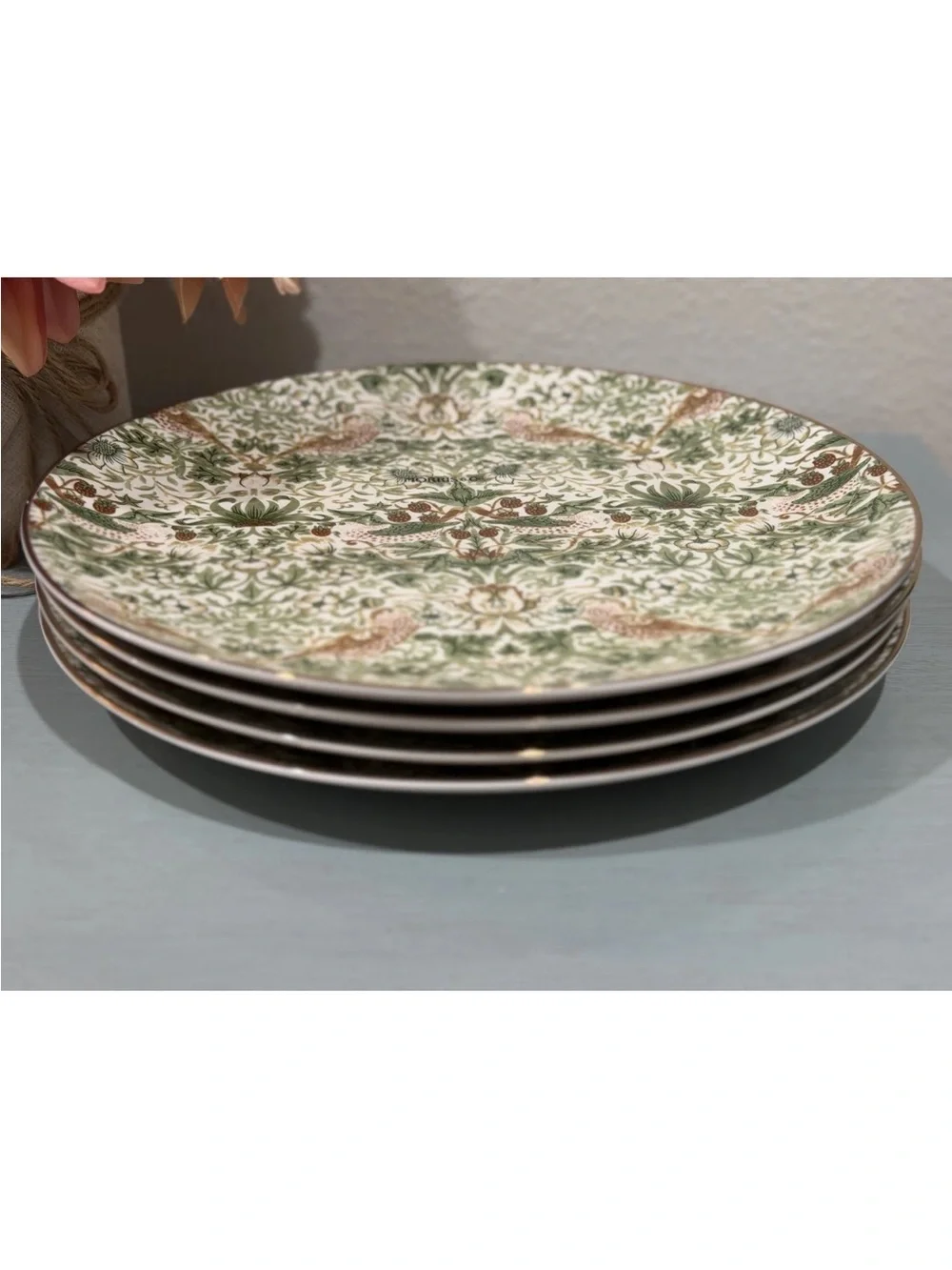 Set of 4 Morris & Co. Strawberry Thief Dinner Plates with Gold Rim/NEW